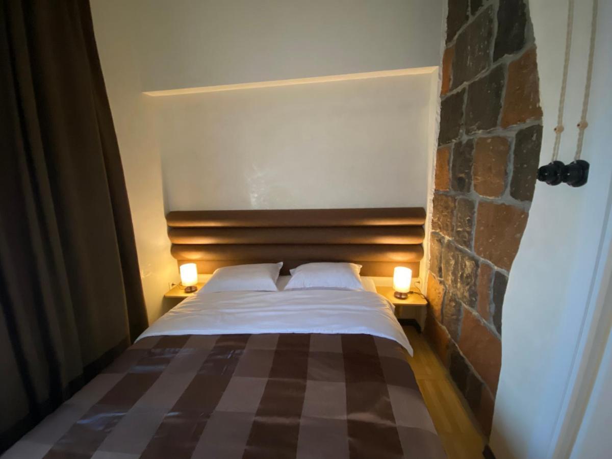 Apartments Pushkin Street Ереван Екстериор снимка