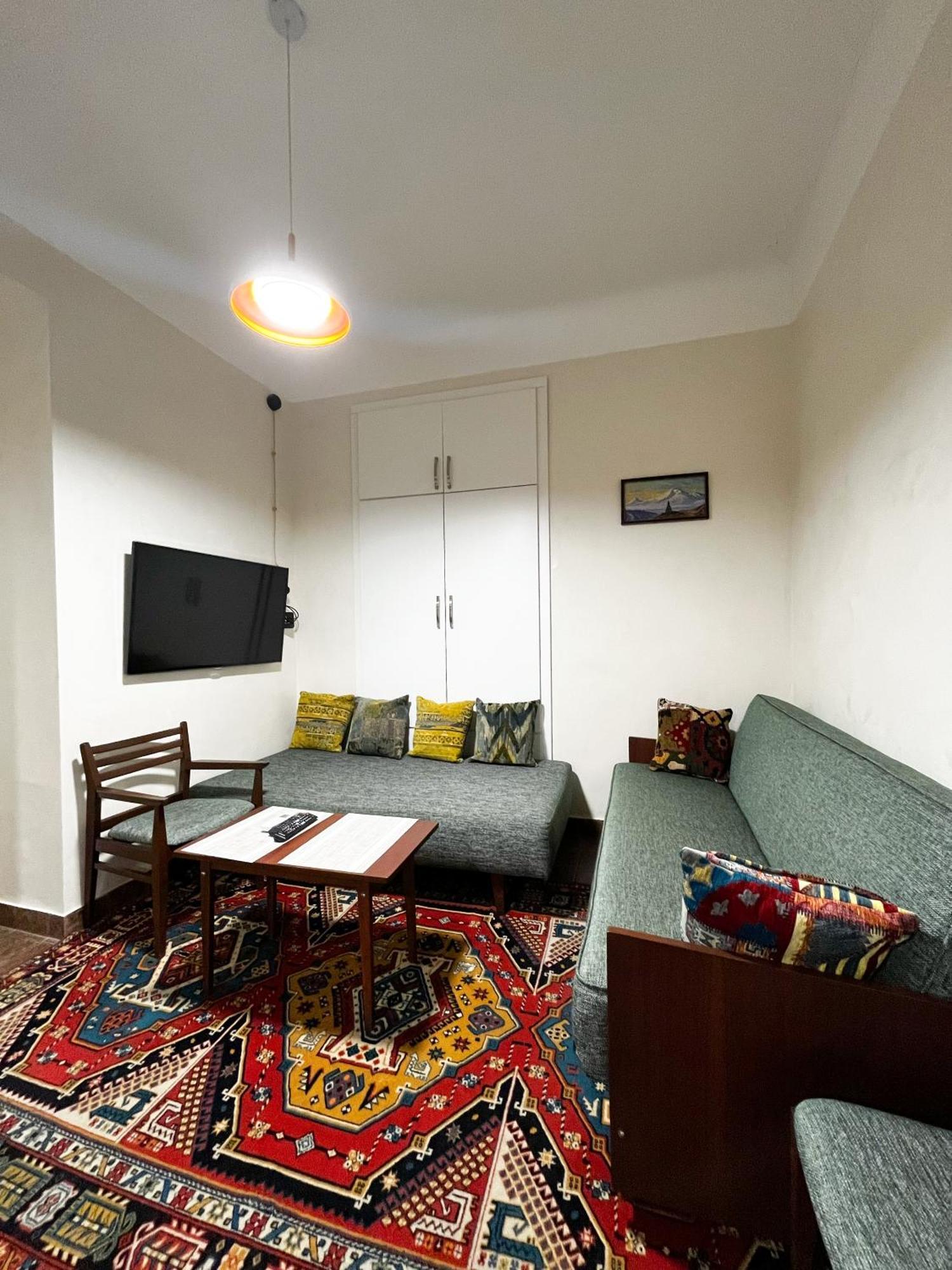 Apartments Pushkin Street Ереван Екстериор снимка